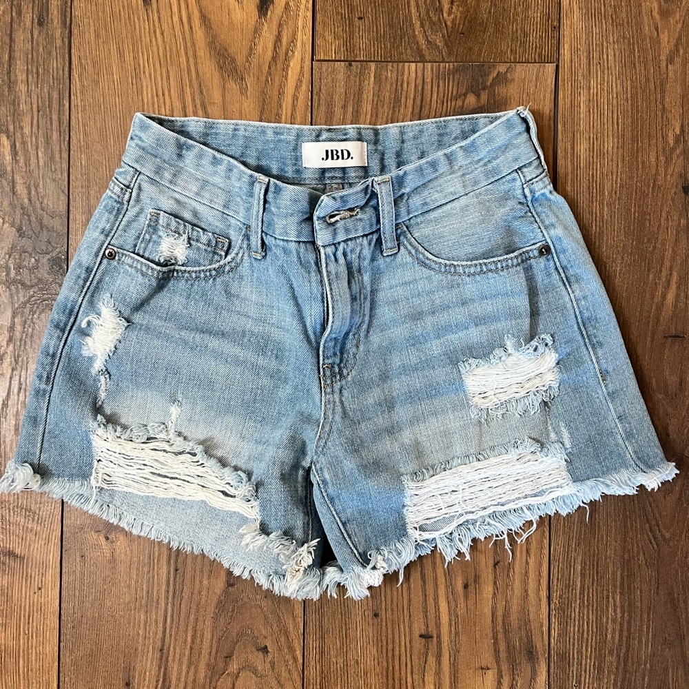 JBD high wasted shorts